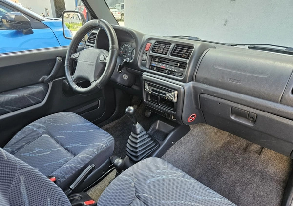 Suzuki Jimny cena 33900 przebieg: 110000, rok produkcji 2004 z Żywiec małe 79